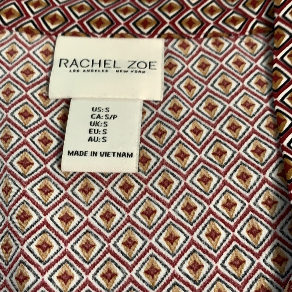 Patterned Blouse - Picture 2 of 3